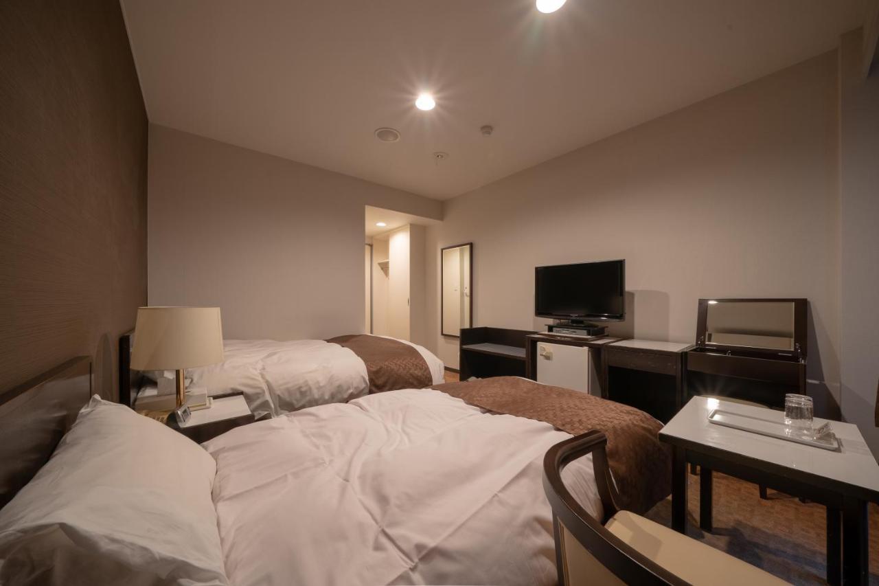 Kitsuregawa Country Club & Bihada Onsen Hotel Kitsuregawa Sakuyama Экстерьер фото